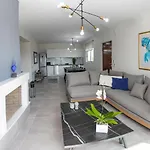 Serenity House דירה נאפפליו