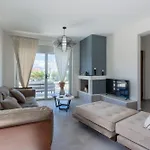 דירה Serenity House נאפפליו