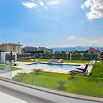 Serenity House شقة