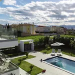 Serenity House شقة نافبليو