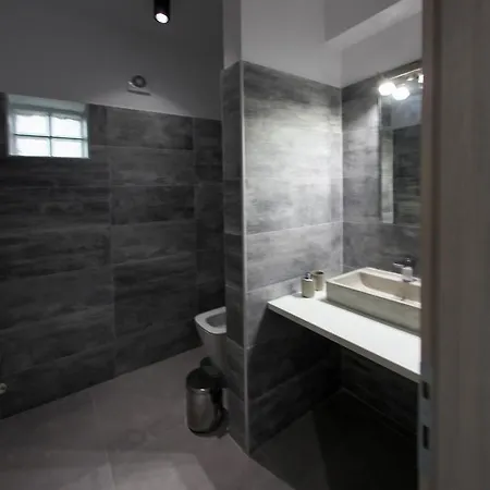 Serenity House Apartamento *