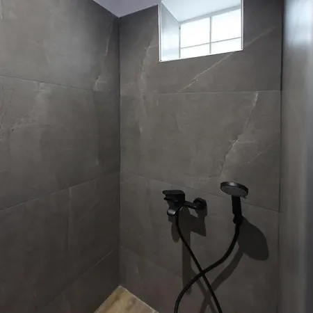 شقة Serenity House نافبليو