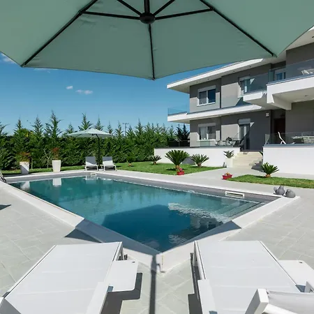 Serenity House Apartment