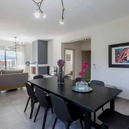 Serenity House Apartment
